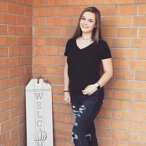 Meet your Posher, Katelynn